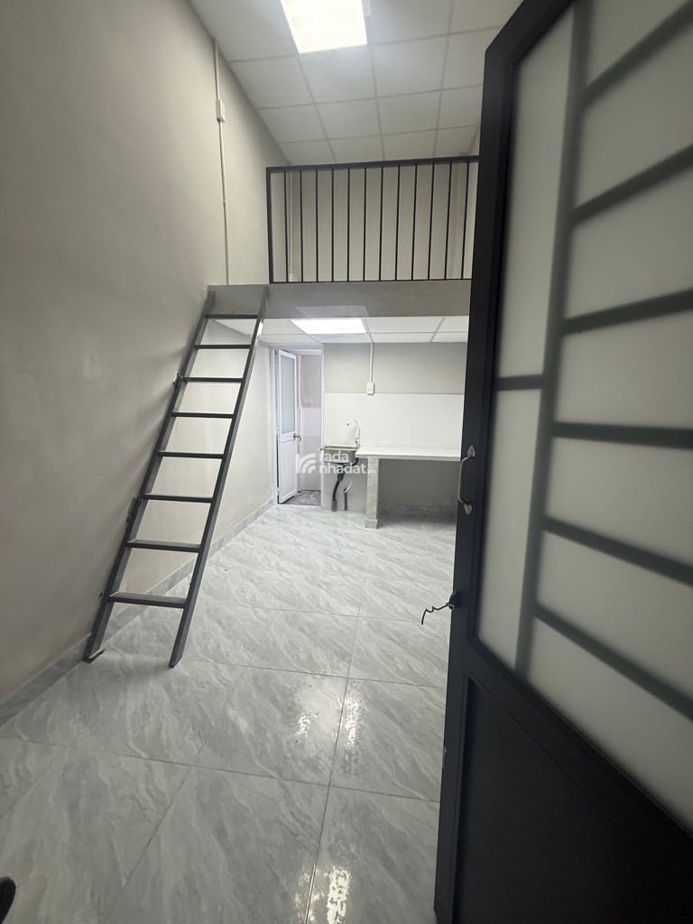 Dãy trọ 2 tầng,  132m2,  ngang 18,6m ,  dòng tiền 20triệu/tháng 