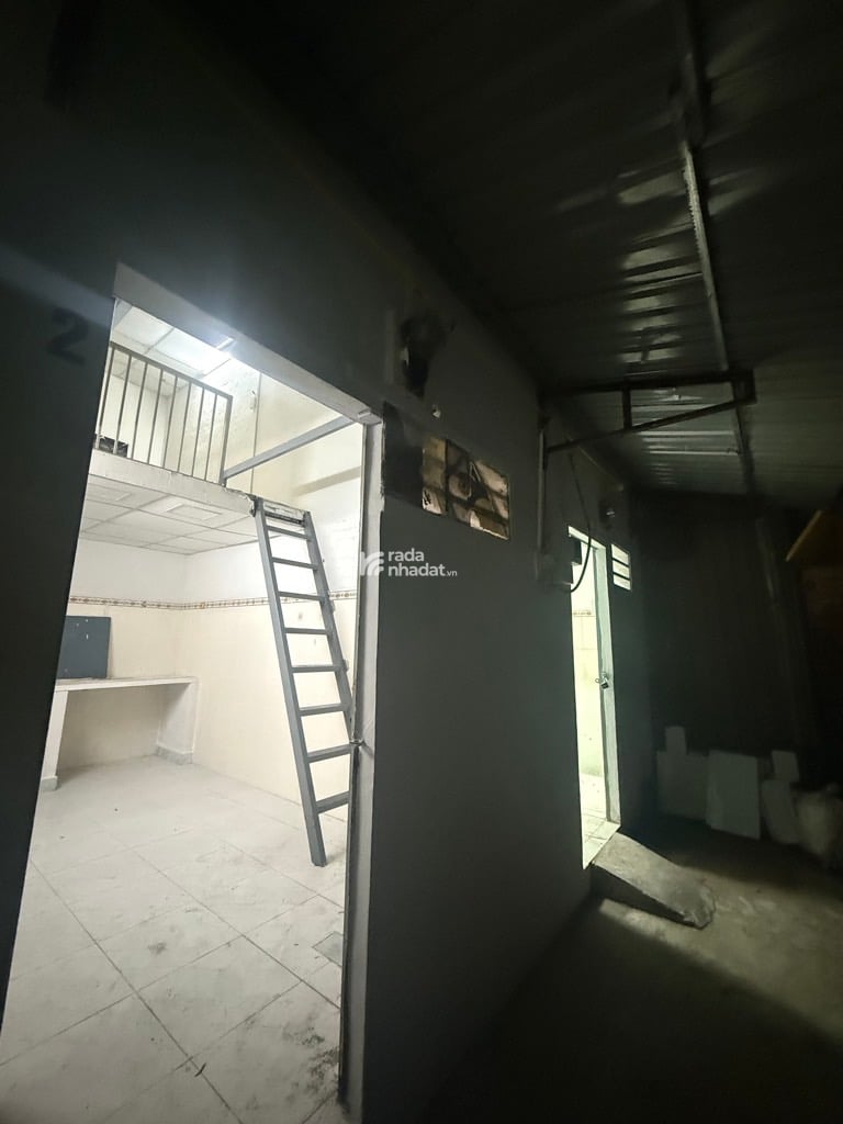 Dãy trọ 2 tầng,  132m2,  ngang 18,6m ,  dòng tiền 20triệu/tháng 