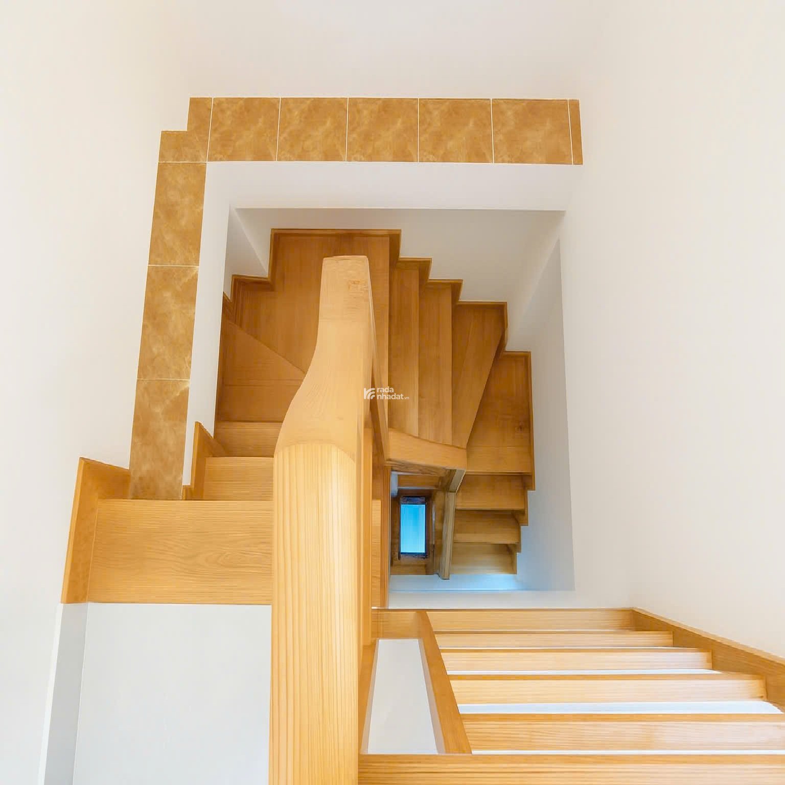 Bán nhà hẻm Tô Hiến Thành -QUẬN 10 -3.5 x 6 m -3 Tầng - 3.95 tỷ