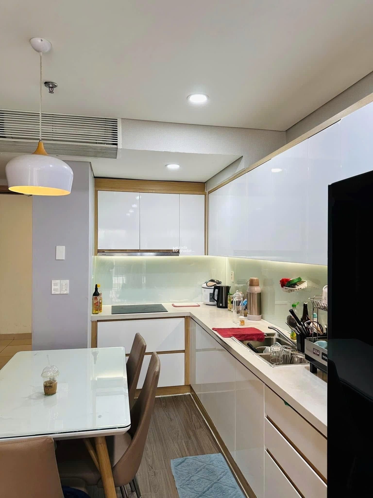 Chính chủ gửi bán căn hộ HAGL, 2 phòng ngủ, 94m2, full nội thất LH: 0905 840 ***