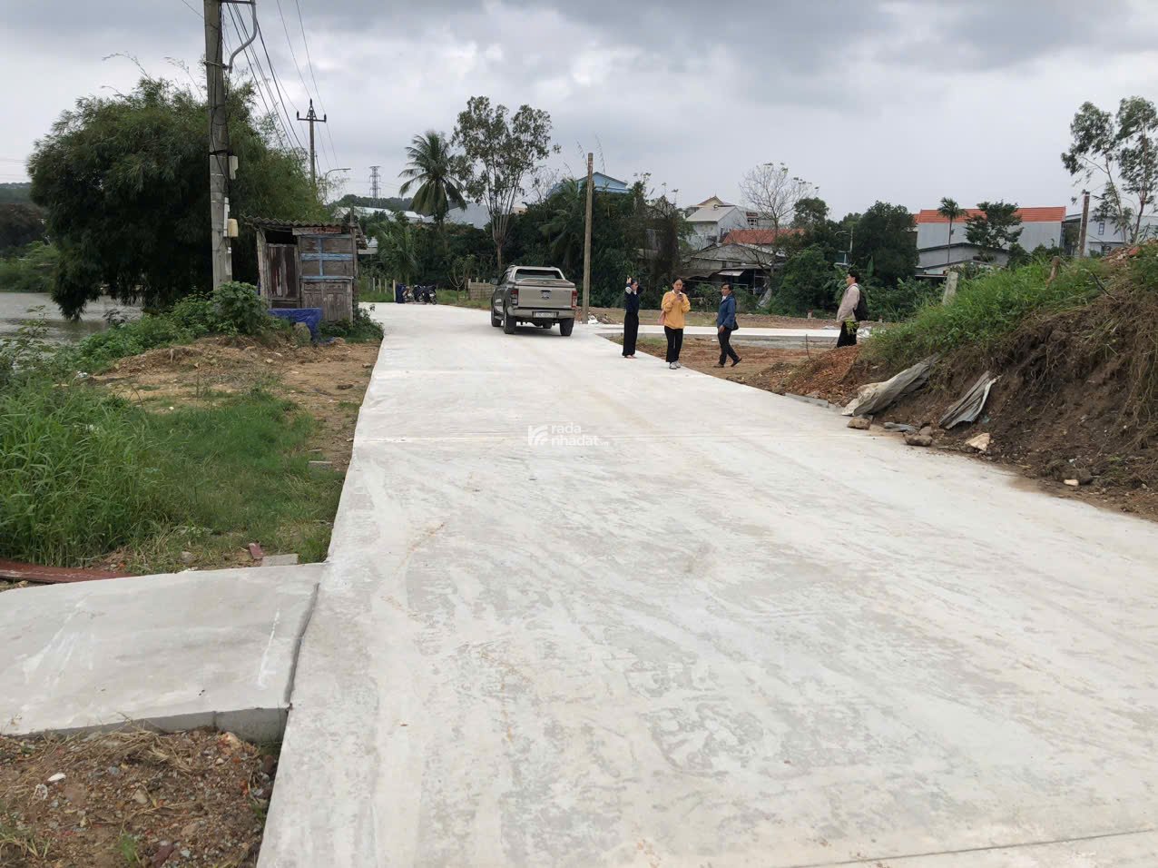 Đường phùng quán đã đổ xong phùng quán chính thức lên đời!