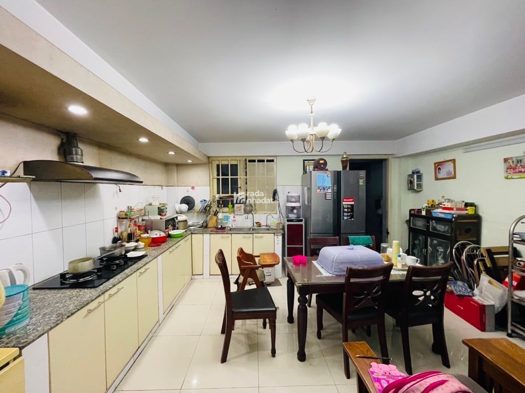 NHÀ ĐẸP Ở NGAY 3 TẦNG HẺM NHỰA 12m SÁT METRO BÌNH THÁI, 5X18 CHỈ 13,5 TỶ