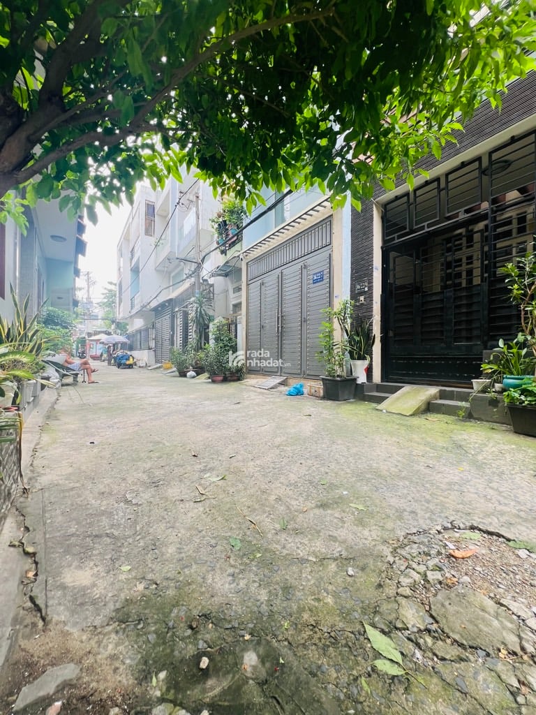 SÁT TÂN BÌNH, HẺM XE HƠI HUỲNH THIỆN LỘC, TÂN PHÚ, 2 TẦNG HIẾM CÓ. GIẢM 550TR CHỈ 3.5T