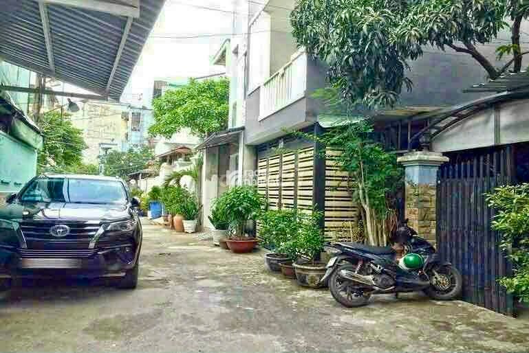 NHÀ 2 TẦNG ĐÚC THẬT - CÁCH MT NGUYỄN THỊ THẬP CHỈ 20M - XE HƠI VÀO NHÀ - 9,8 TỶ TL