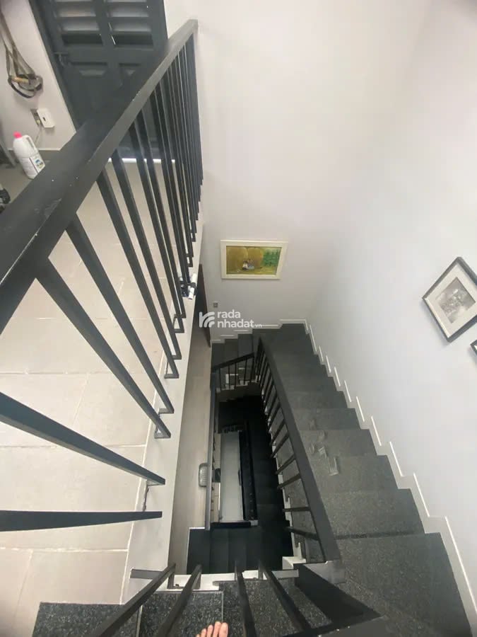 Nhà Đẹp 4 Tầng Hẻm 8m, Trịnh Đình Trọng, 65m2, ngang 5m, ở ngay