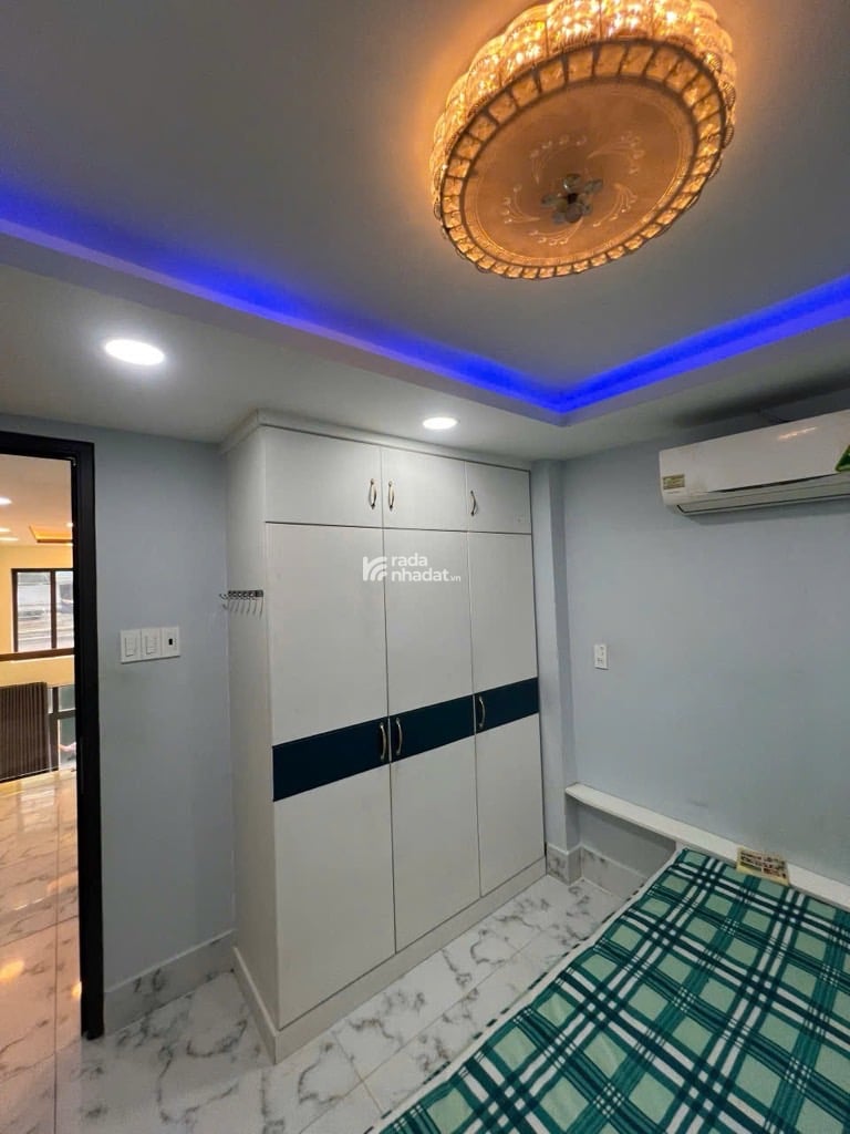 HẺM 4M - TRUNG TÂM Q10 - 5 TẦNG BTCT