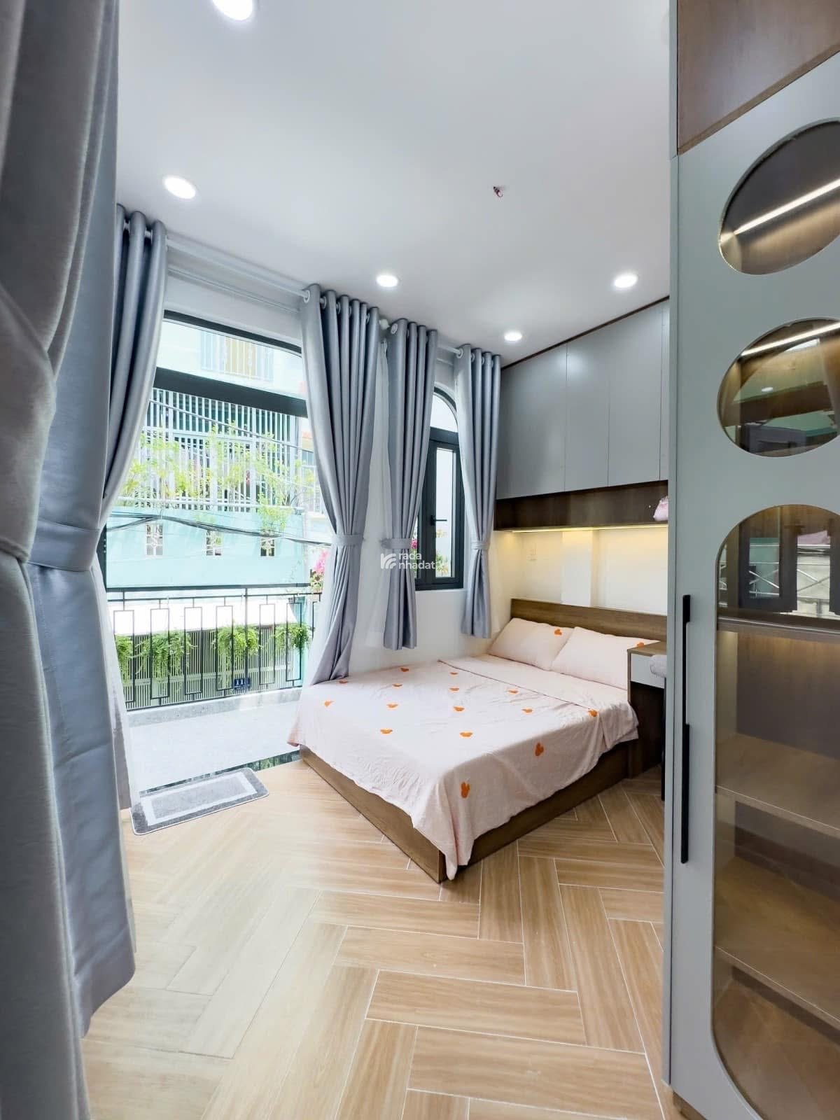 Cần tiền bán nhà đường Hoàng Trọng Mậu  70m2 Giá 3ty120 lh Vân