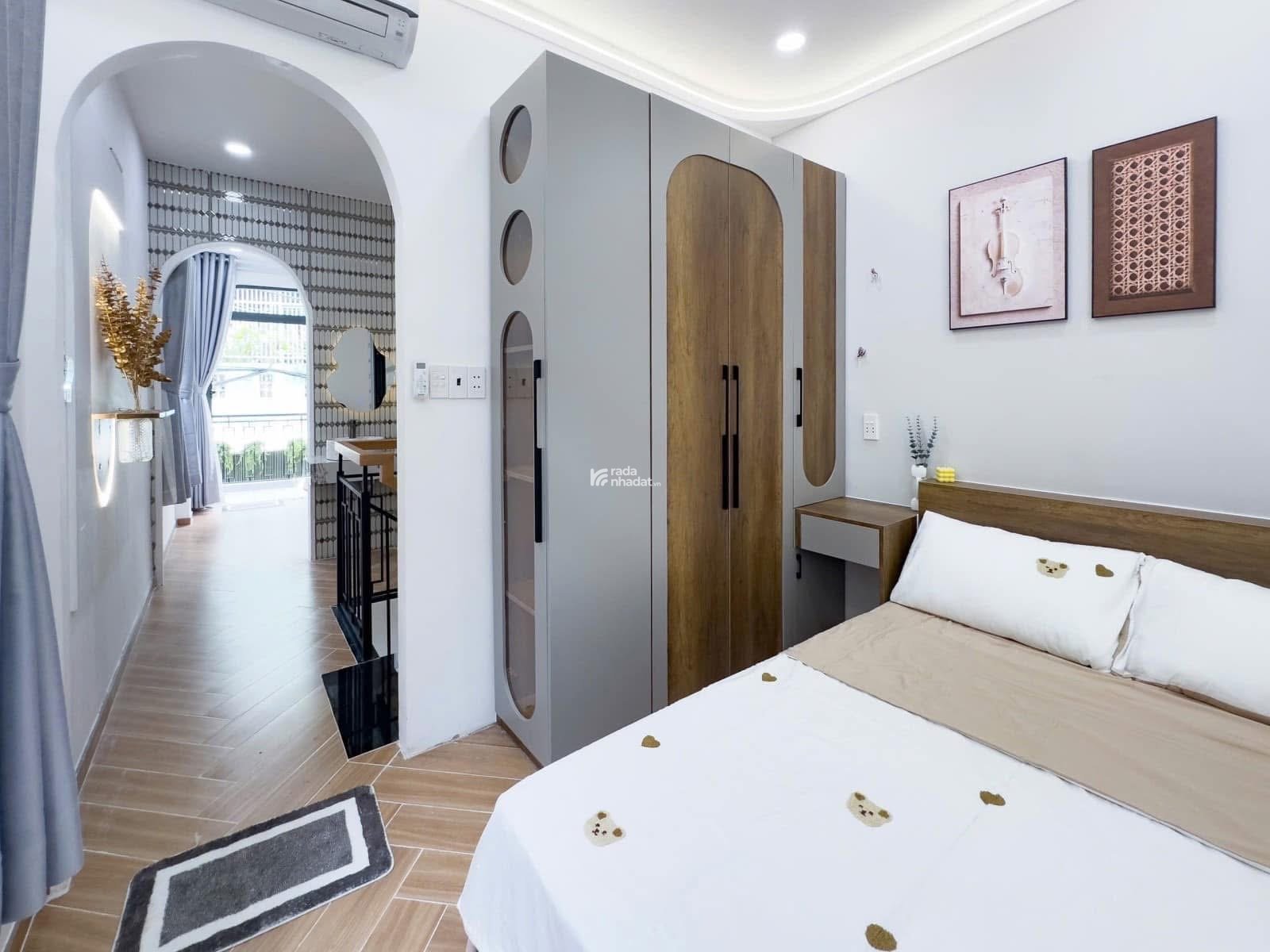 Cần tiền bán nhà đường Hoàng Trọng Mậu  70m2 Giá 3ty120 lh Vân