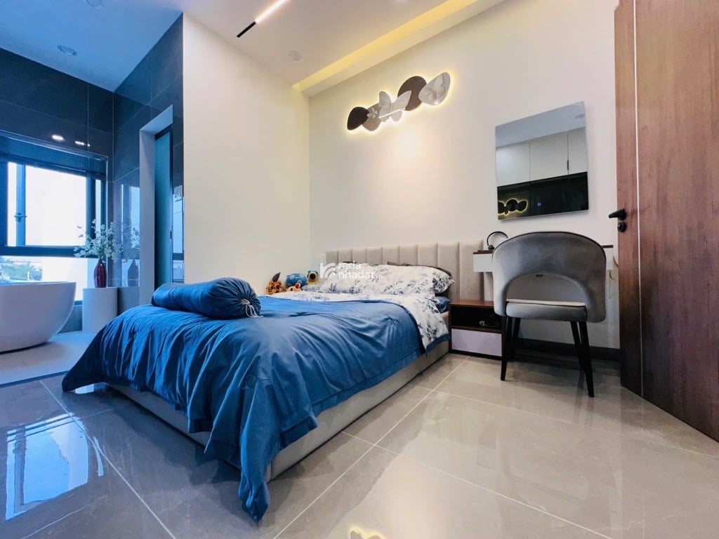 KHU NGUYỄN THỊ THẬP- LÂM VĂN BỀN  MẶT TIỀN ĐƯỜNG SỐ - THANG MÁY -Q.7 DT: 4*17M- 16 TỶ 2