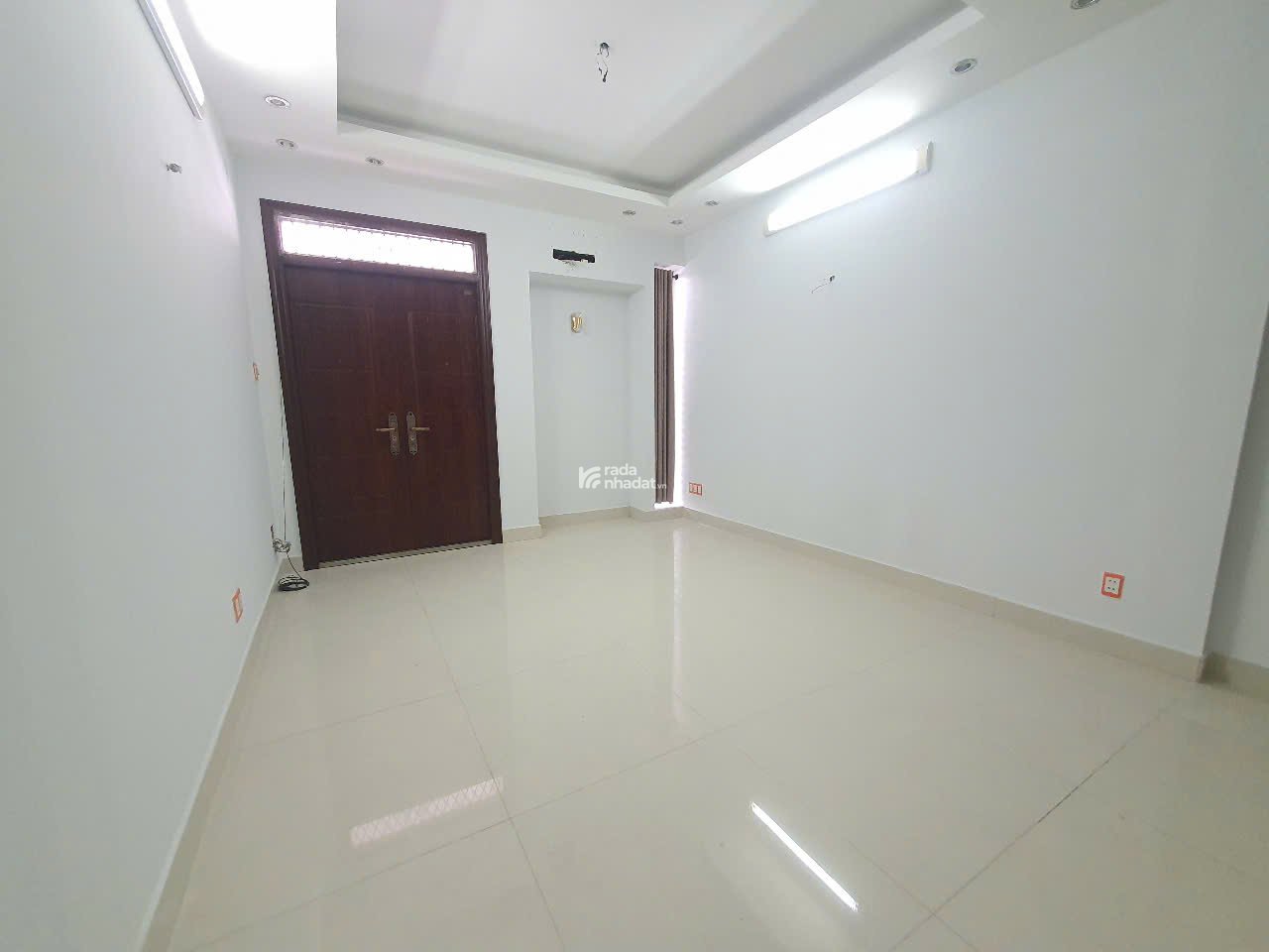 Nhà Đẹp Tô Hiệu, 4PN, Hẻm Oto 8m, Gần Quận Trung Tâm