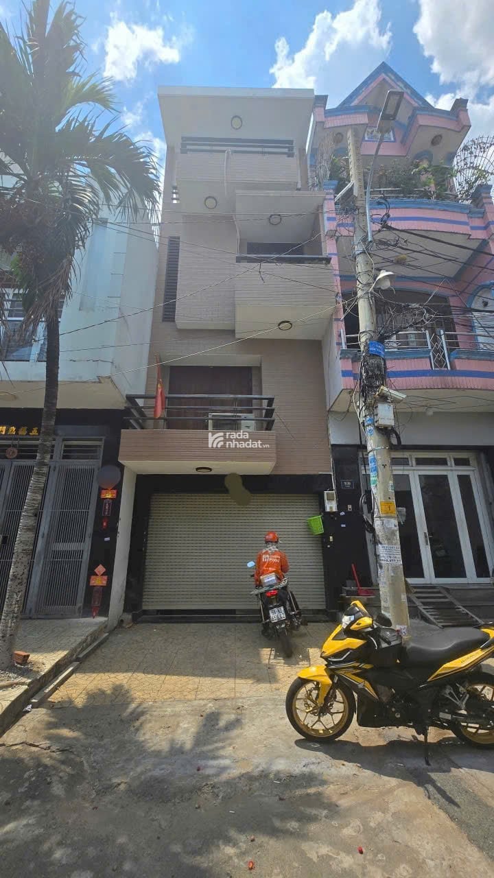 Nhà Đẹp Tô Hiệu, 4PN, Hẻm Oto 8m, Gần Quận Trung Tâm
