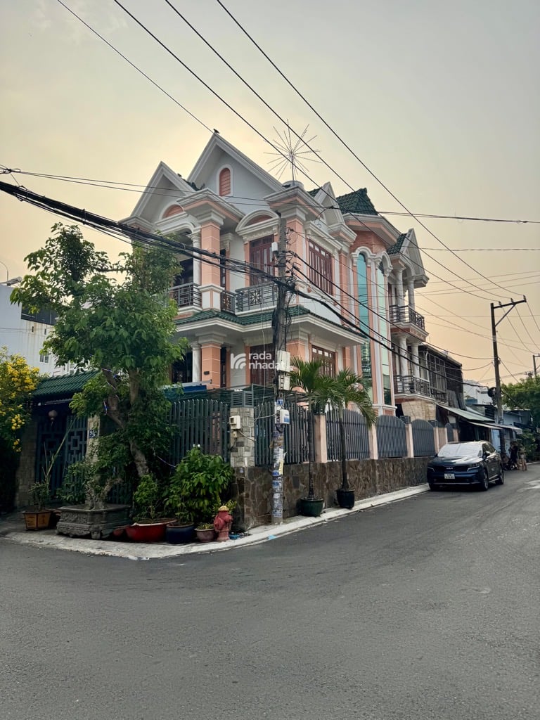 GIẢM 5TỶ BÁN BIỆT THỰ LÔ GÓC 2 MẶT TIỀN CHỢ GIÃN DÂN - DIỆN TÍCH 150m2 CỰC VIP CHỈ 13.5 TỶ(TL MẠNH)