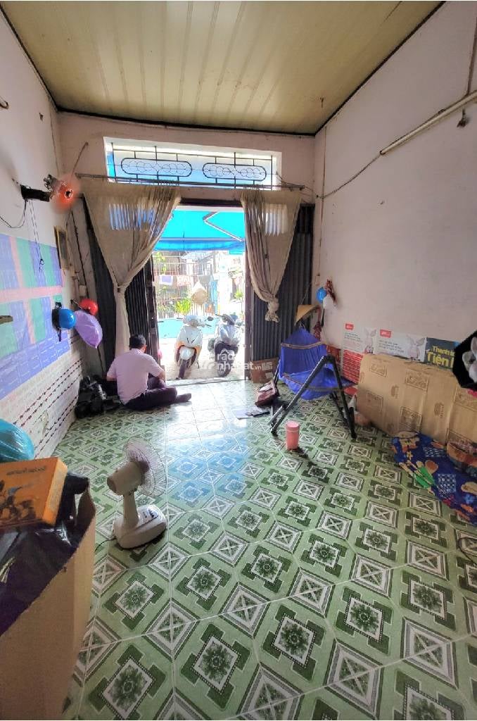 SÁT TÂN BÌNH, HẺM XE HƠI HUỲNH THIỆN LỘC, TÂN PHÚ, 30M2 HIẾM CÓ. GIẢM 550TR CHỈ 2.5T TL TỐT