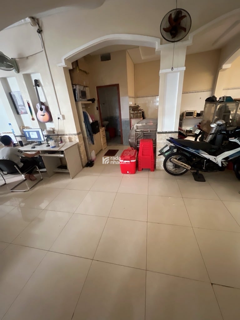 BÁN NHÀ CAO XUÂN DỤC PHÚ ĐỊNH QUẬN 8 160M2 8.X TỶ 5.5X18M  