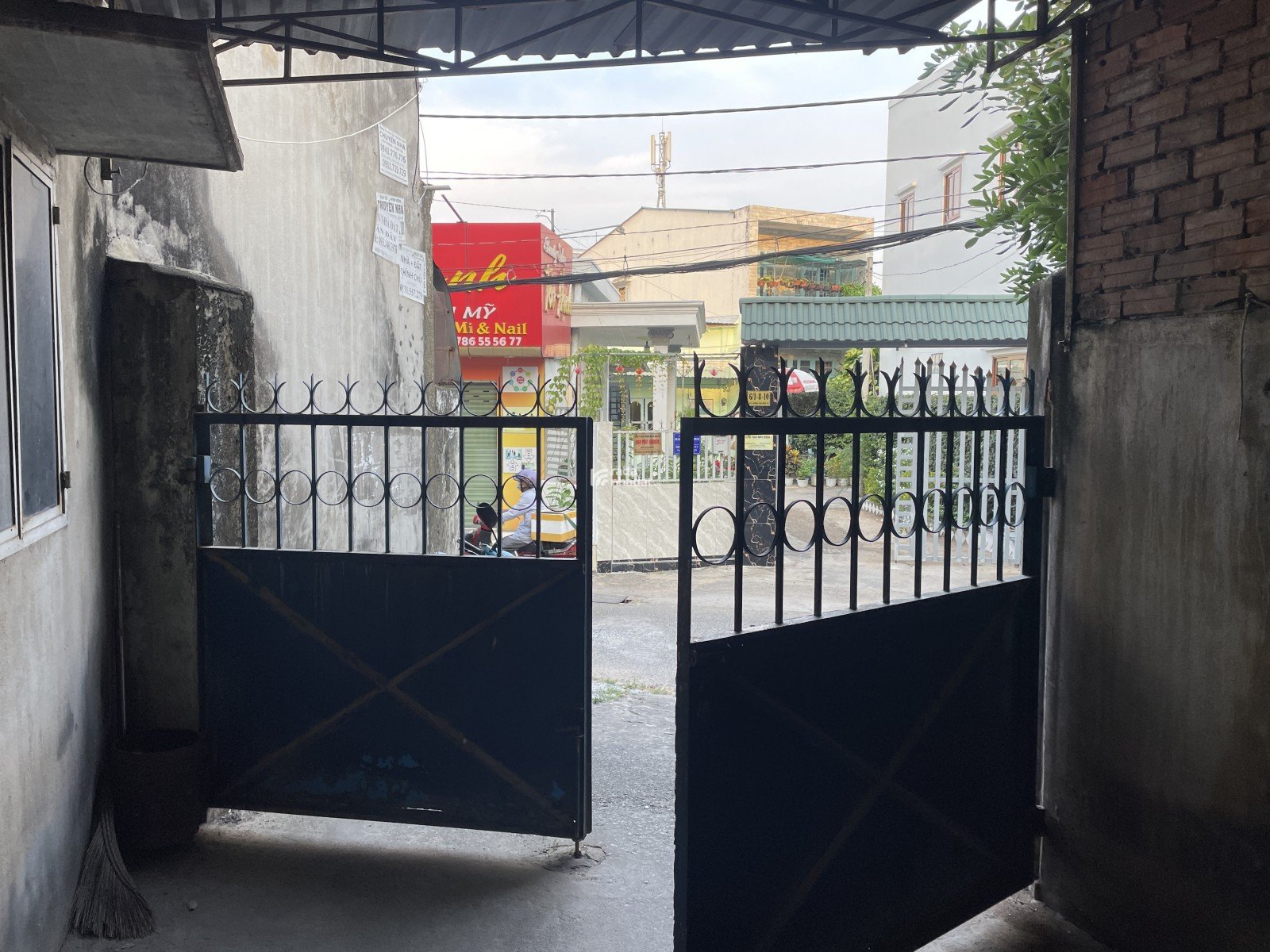 BÁN NHÀ DIỆN TÍCH LỚN_GIÁ ĐẦU TƯ_142M_NGANG 5.7_KHU HIMLAM_KẾ HOÀNG DIỆU2_79TR/M _TTTP THỦ ĐỨC