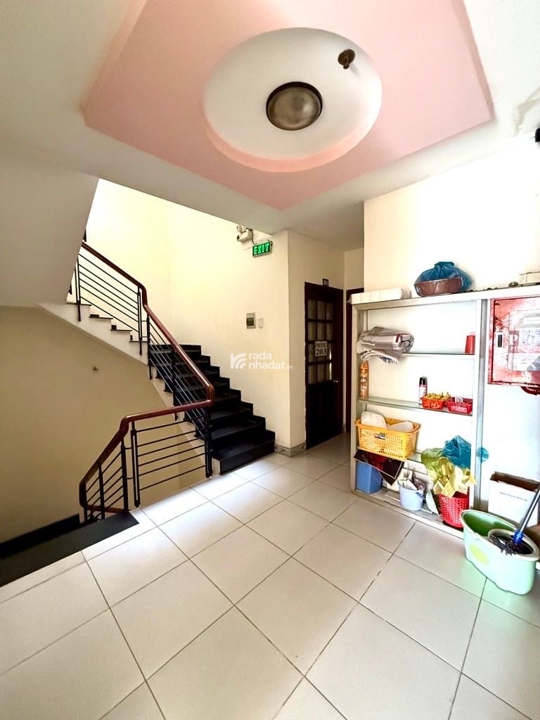 Bán khách sạn mặt tiền đường Lý Phục Man Q7 - DT 6x20 6 tầng 18pn - dòng tiền 40tr/tháng - 23 tỷ