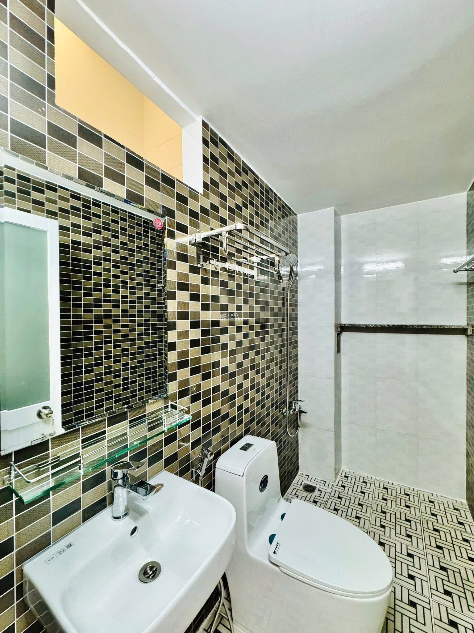 NHÀ TIỆN Ở VÀ KINH DOANH ĐƯỜNG TRẦN QUÝ CÁP, BÌNH THẠNH/ 4 TỶ 890TR/ DT 50,5M2/ SỔ RIÊNG/ NGÕ Ô TÔ