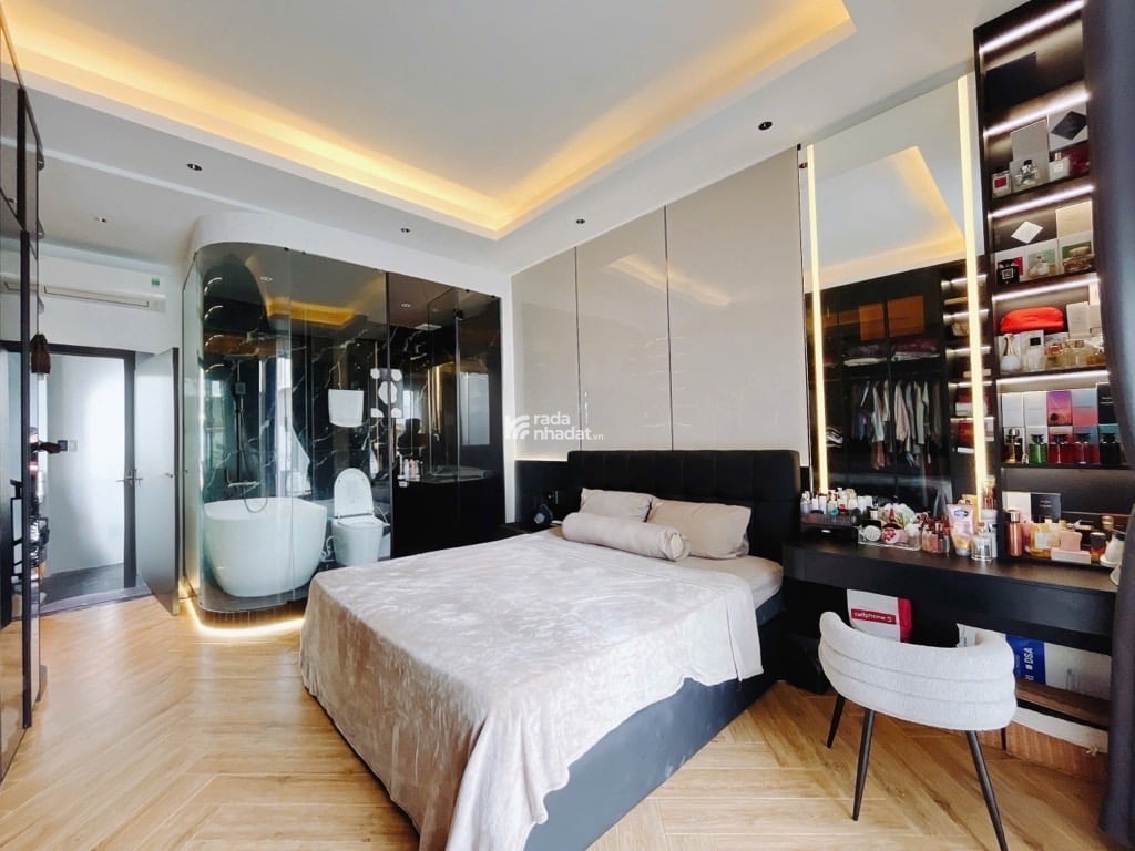 Bán nhà 3 tầng đẹp lung linh ngay ĐH Marketing Q7 - DT sàn 120m2 3pn - thiết kế mẫu mới 2025 7.2 tỷ