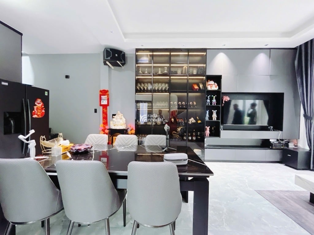 Bán nhà 3 tầng đẹp lung linh ngay ĐH Marketing Q7 - DT sàn 120m2 3pn - thiết kế mẫu mới 2025 7.2 tỷ