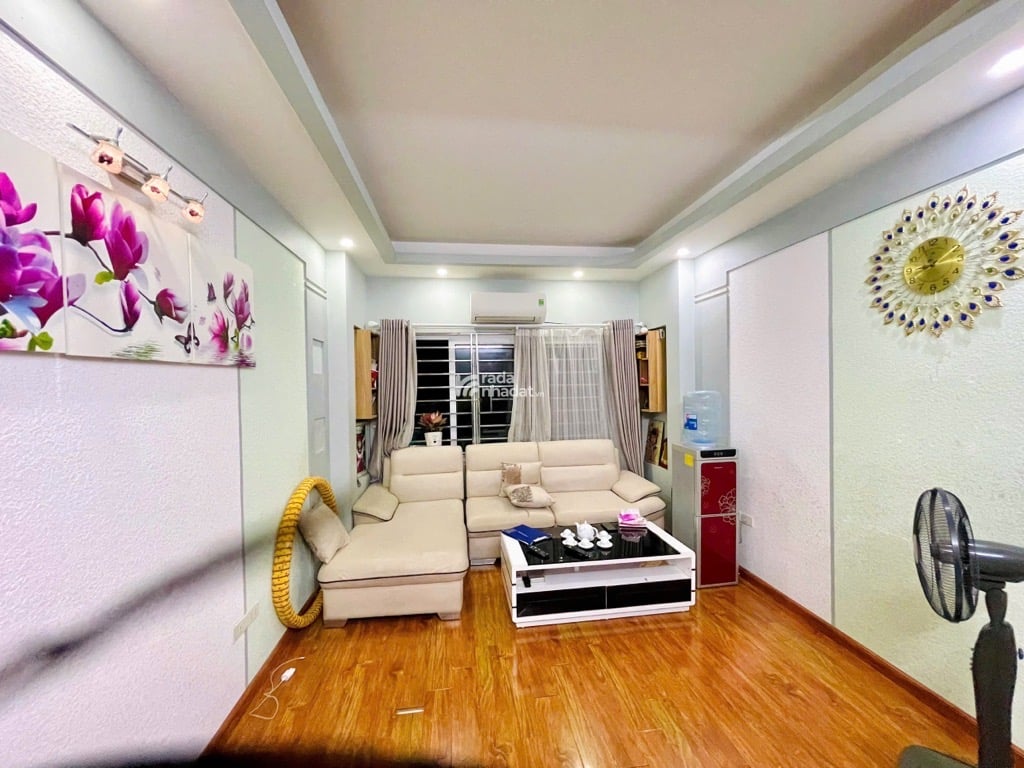 NGÕ 79 CẦU GIẤY - 30M RA MẶT PHỐ - NHÀ 2 THOÁNG - 46M2 - 7.8 TỶ