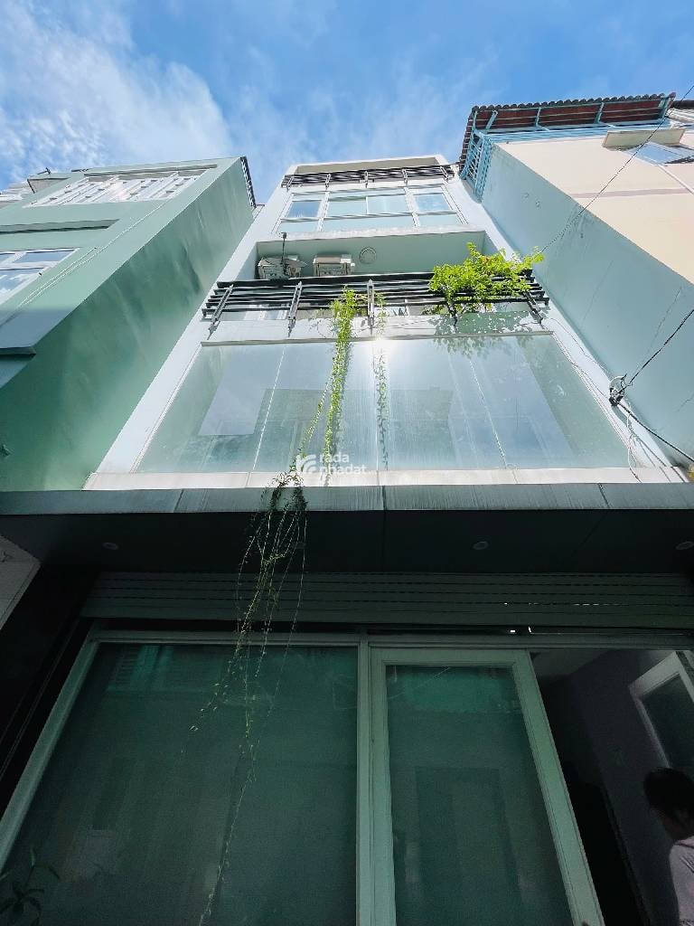 Bán nhà đẹp 5 tầng, ngay dòng Chúa cứu thế Kỳ Đồng Quận 3