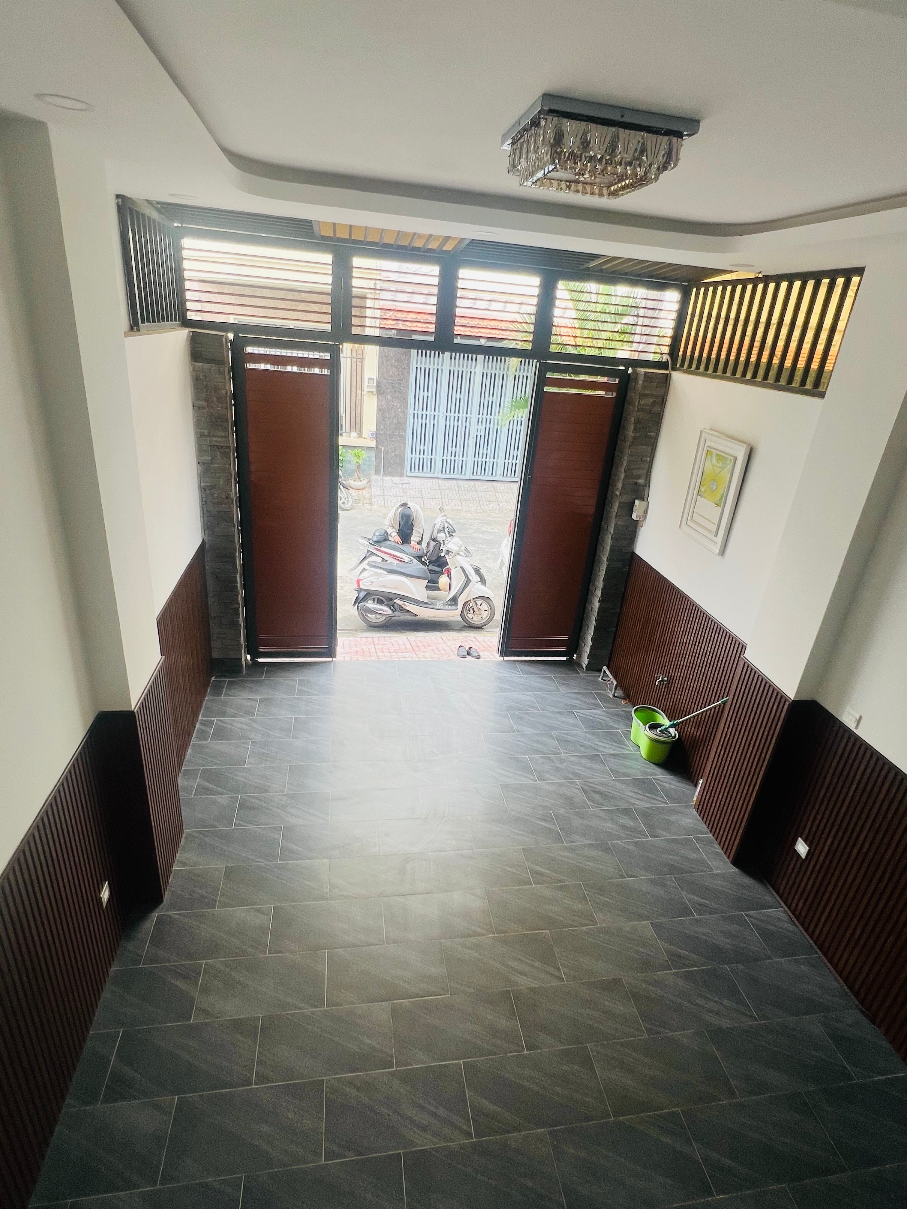  SIÊU PHẨM NHÀ MỚI 3 TẦNG – VỊ TRÍ VÀNG PHÚ HỮU – KHU BIỆT THỰ ĐẲNG CẤP