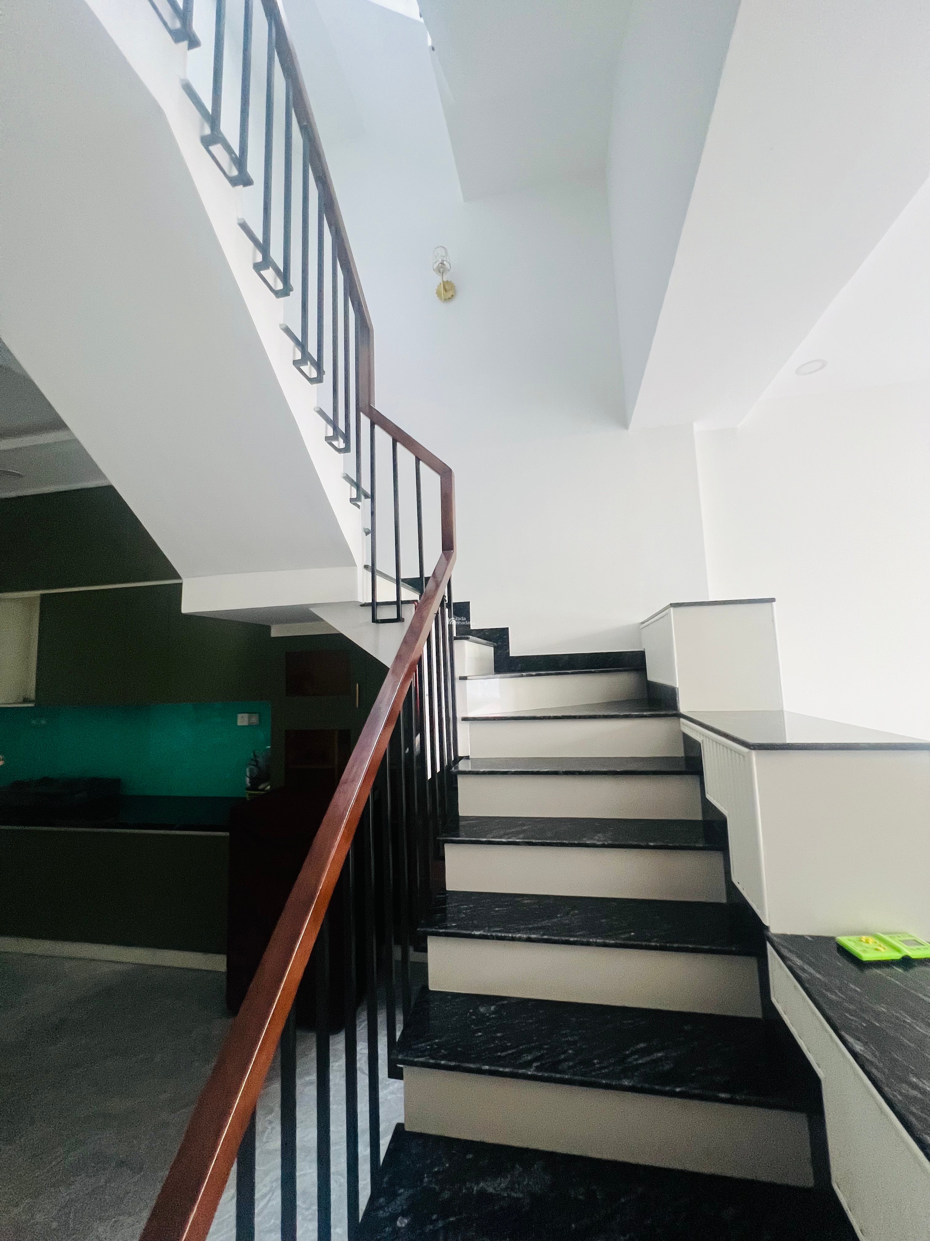  SIÊU PHẨM NHÀ MỚI 3 TẦNG – VỊ TRÍ VÀNG PHÚ HỮU – KHU BIỆT THỰ ĐẲNG CẤP