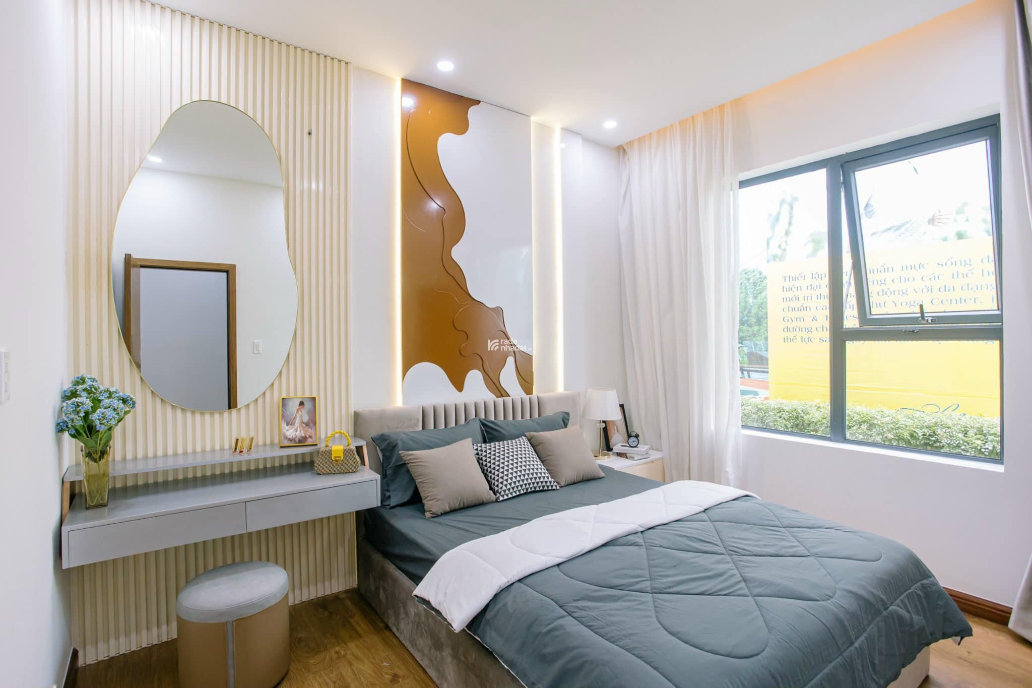 Opal Skyline Lái Thiêu CH 2pn 70m2 cho thuê 5,5tr, nt căn bản