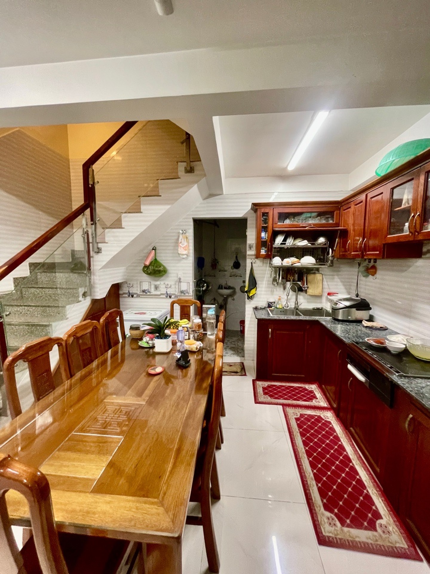 Hẻm 4m Bình Long - Gò Dầu, 70m2, 4 tầng kiên cố, 5PN, hoàn công đủ, Chỉ 6.5 tỷ TL