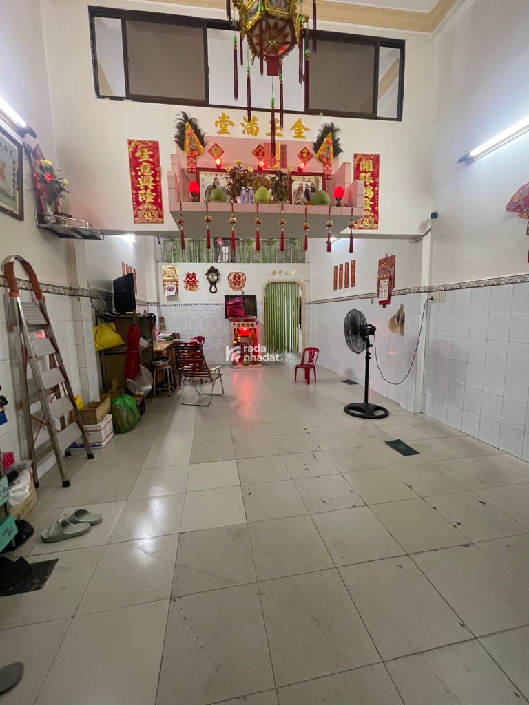 HXH THÔNG - NGAY CHỢ KIM BIÊN- Phùng hưng - Q.5 - DT: 4.25*19m- 11 tỷ 990