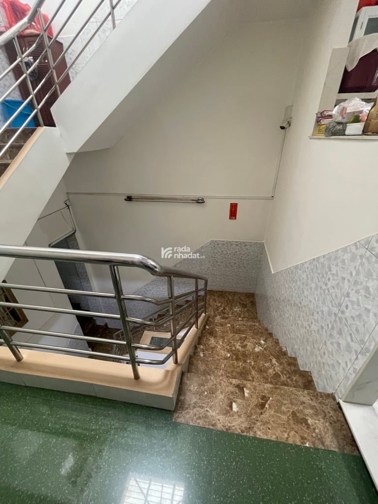 HXH THÔNG - NGAY CHỢ KIM BIÊN- Phùng hưng - Q.5 - DT: 4.25*19m- 11 tỷ 990