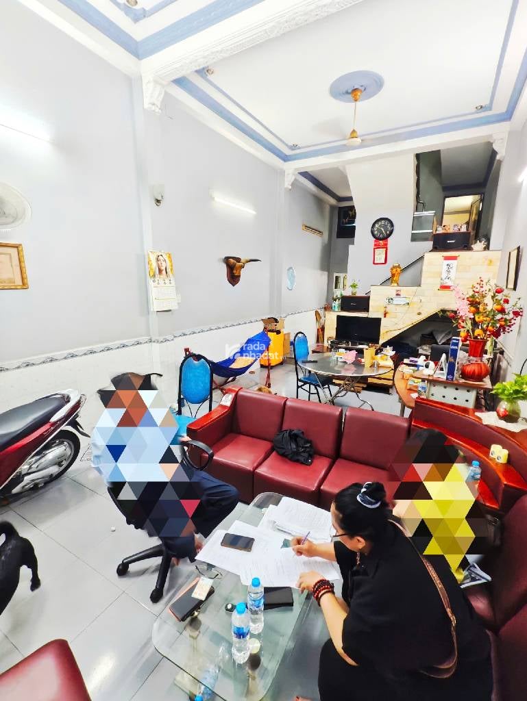 QUẬN TÂN PHÚ - 79M2 - 3 TẦNG - OTO VÀO NHÀ - HẺM 6M - CHÍNH CHỦ XÂY LÂU ĐỜI  