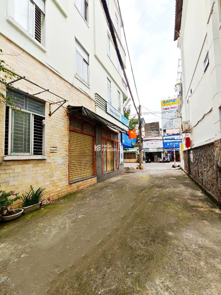 QUẬN TÂN PHÚ - 79M2 - 3 TẦNG - OTO VÀO NHÀ - HẺM 6M - CHÍNH CHỦ XÂY LÂU ĐỜI  