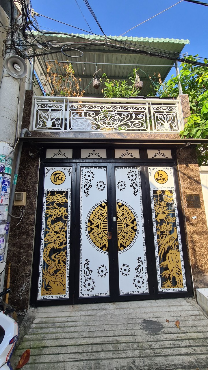 Bán nhanh nhà 4x18m khu dân cư hiện hữu SHR