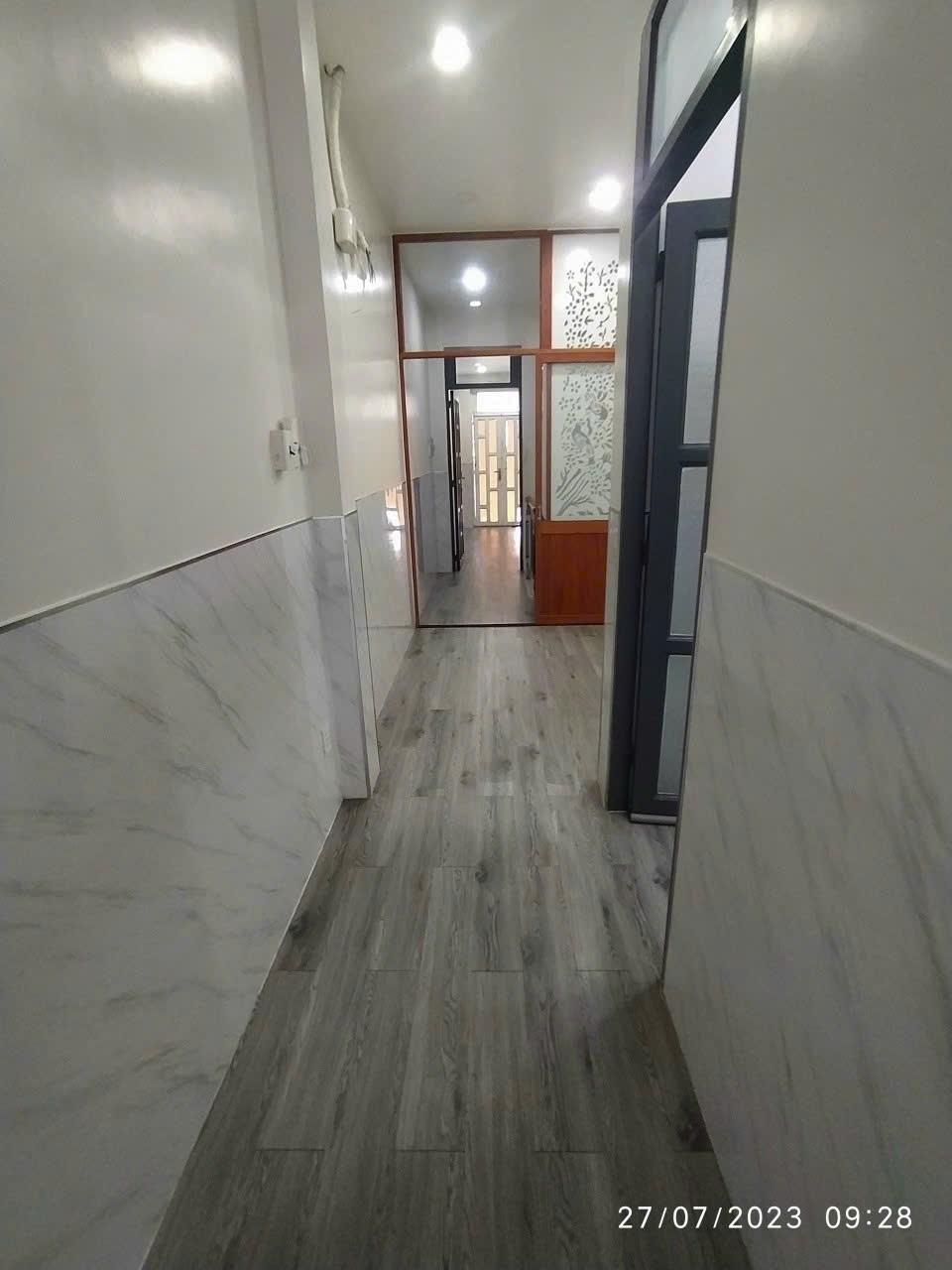 Bán nhanh nhà 4x18m khu dân cư hiện hữu SHR