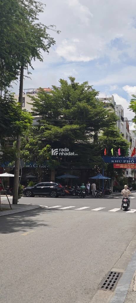 107 TỶ ĐANG CHO THUÊ 120 TRIỆU/THÁNG NGAY TRUNG TÂM QUẬN 4