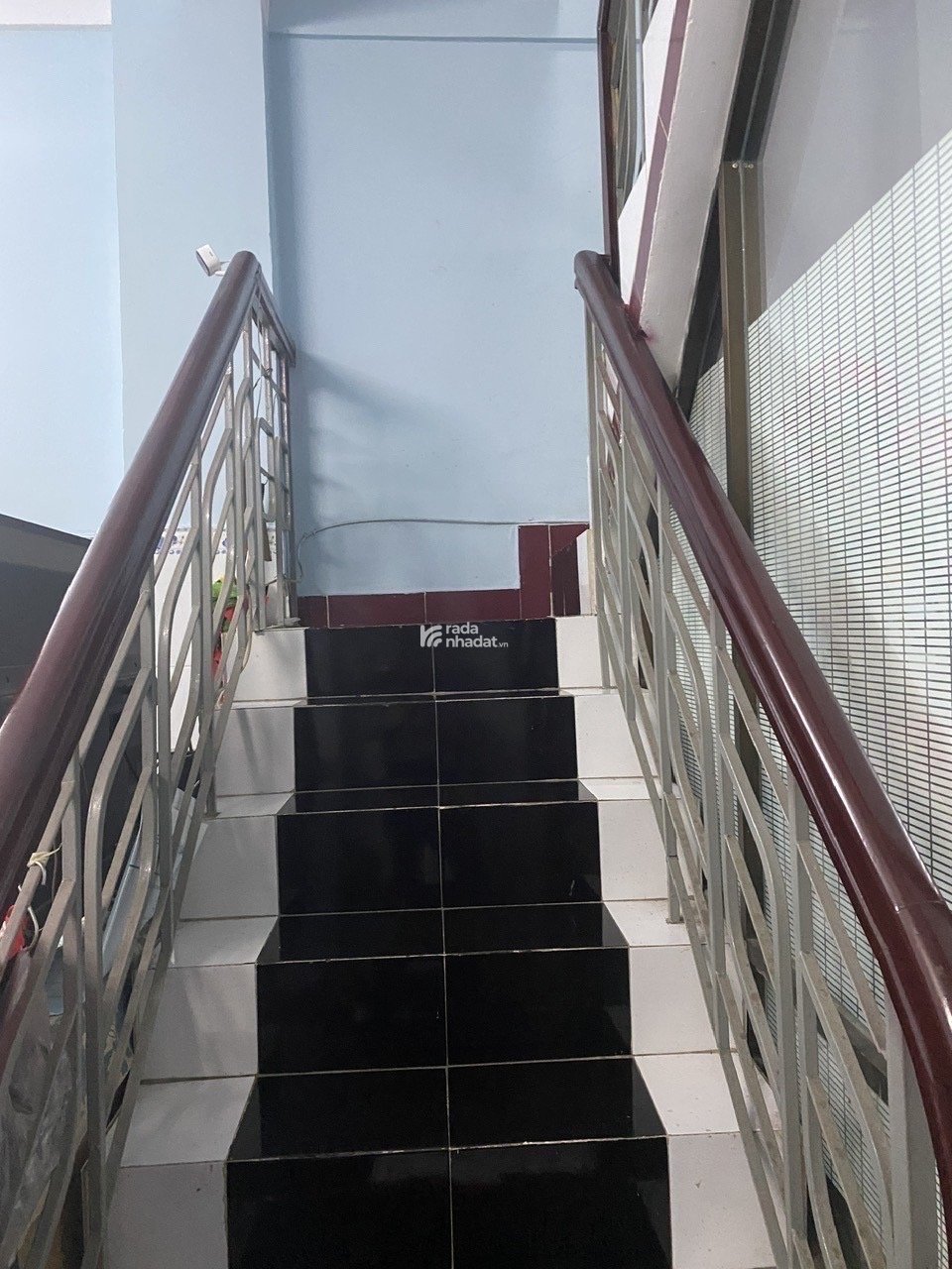 Bán nhà HXH 3.9m x 14.7m Phan Xích Long nở hậu 8.3m sát mặt tiền  