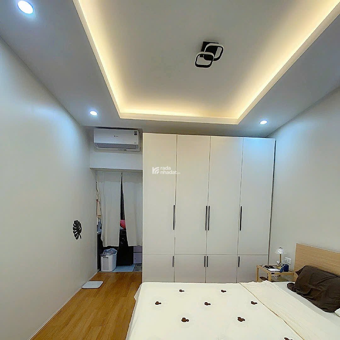 SIÊU PHẨM TẬP THỂ HOÀNG QUỐC VIỆT, TẦNG 1, NGÕ OTO TRÁNH, FULL NỘI THẤT, SỔ ĐỎ, Ở NGAY