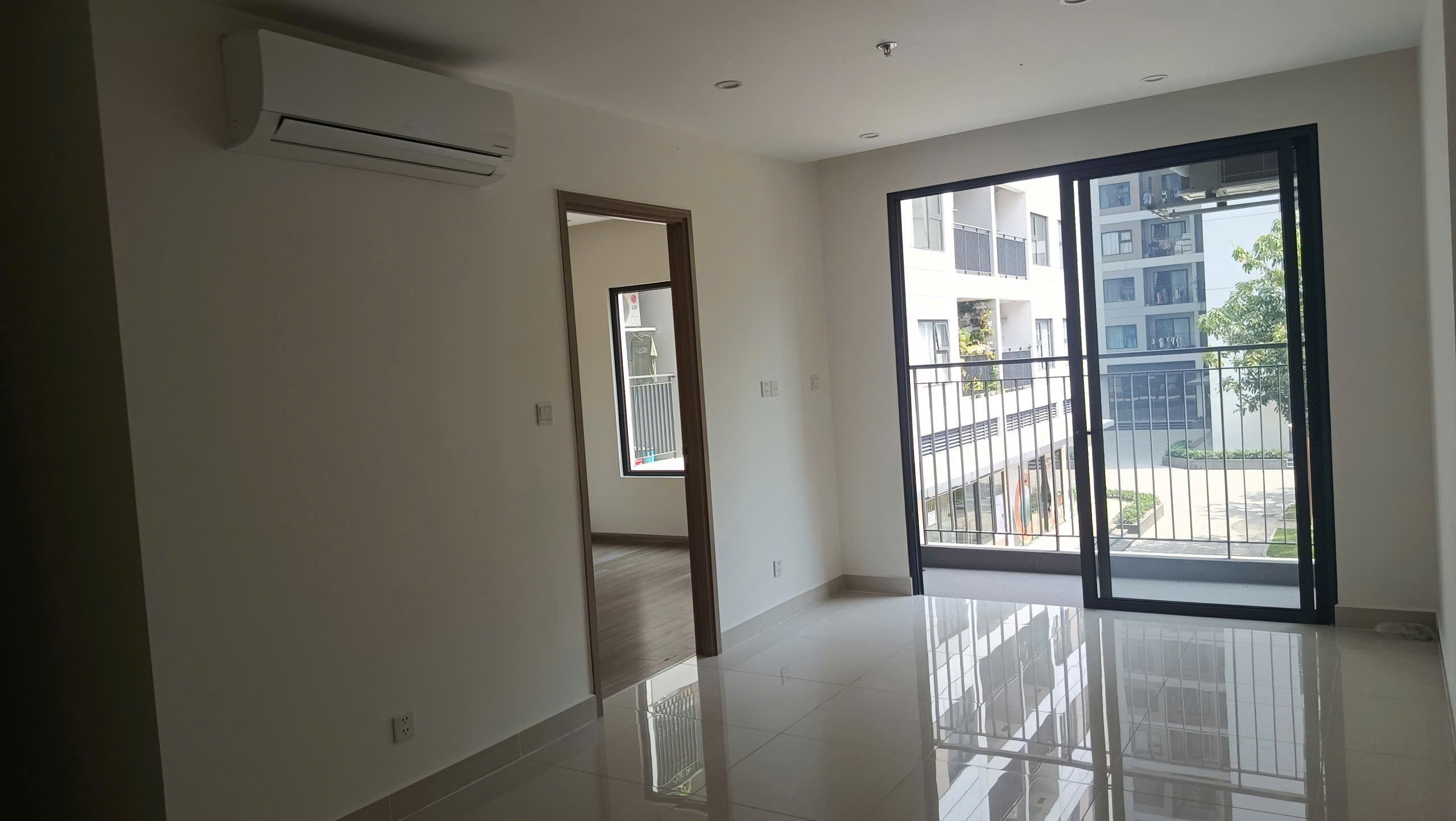 MUA NHANH CÓ GIÁ HỜI , CĂN HỘ TẦNG 2, 2PN2WC, ORIGAMI _ VINHOMES QUẬN9