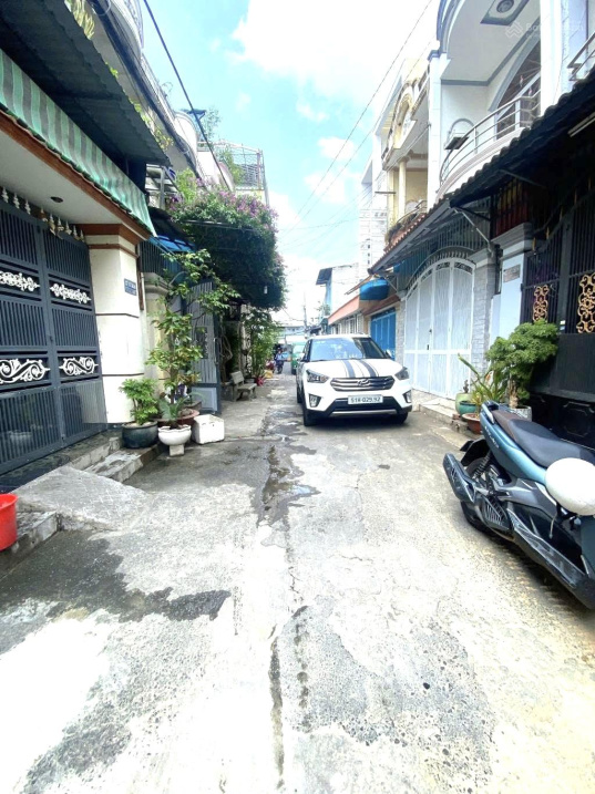 Bán NHÀ Nguyễn Phúc Chu, 5 tỷ hơn, 55m2, 3PN, 3WC, Tân Bình, HCM, giá cực chất