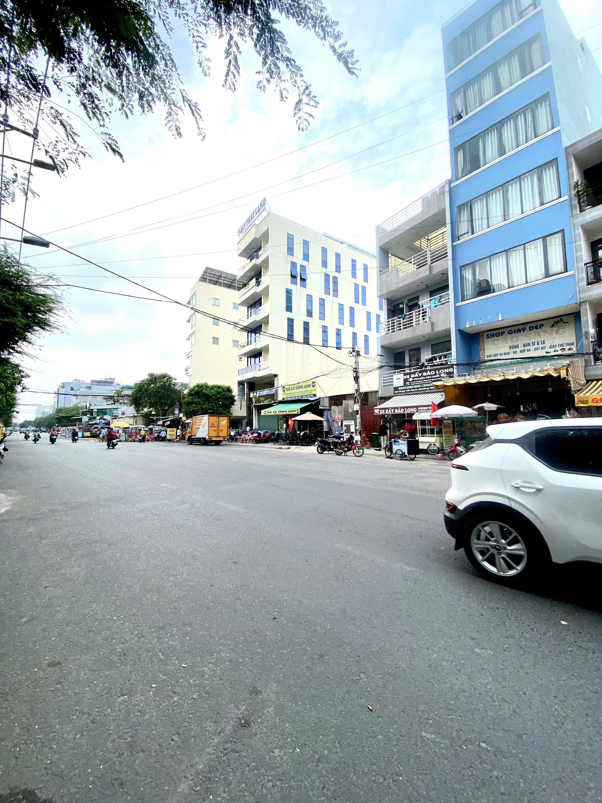 Bán NHÀ Nguyễn Phúc Chu, 5 tỷ hơn, 55m2, 3PN, 3WC, Tân Bình, HCM, giá cực chất