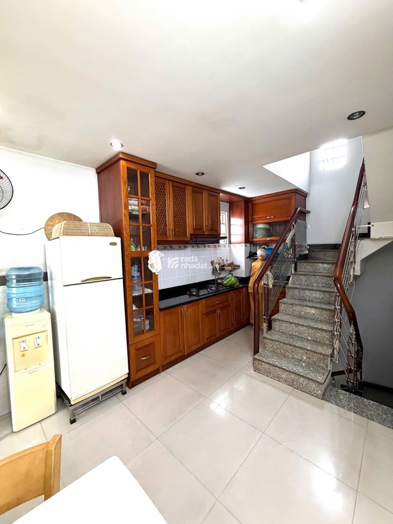 MT TRƯỜNG SA, BÌNH THẠNH,5 TẦNG VỪA Ở VỪA KD. GIẢM 350TR CHỈ CÒN 9.35T TL 