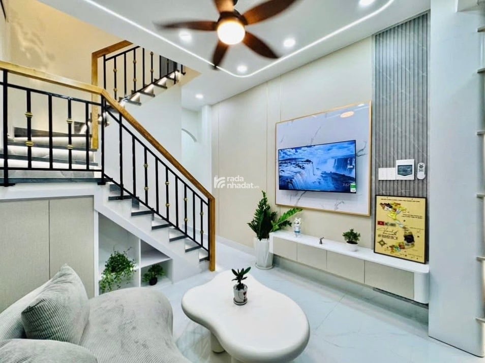 NHÀ GIÁ RẺ, NGUYỄN THƯỢNG HIỀN, BÌNH THẠNH, ĐỦ CÔNG NĂNG, GIÁ RẺ. GIẢM 350TR CHỈ CÒN 5T TL