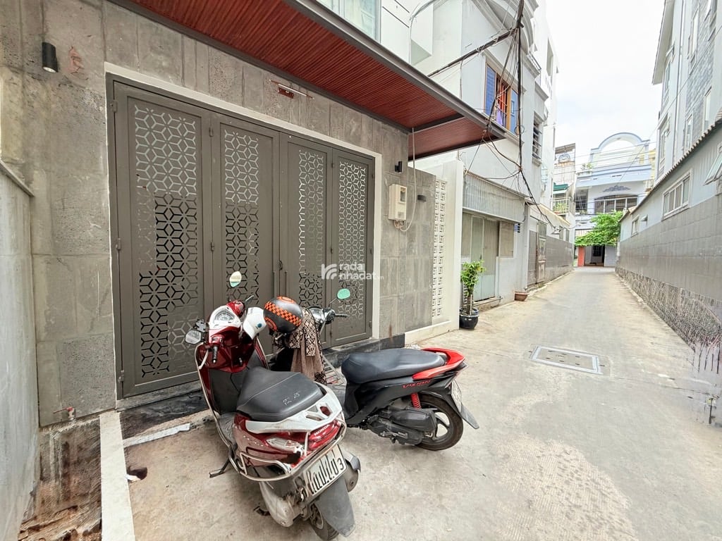 NGAY KHÁCH SẠN ĐÊ NHẤT, HXH HIỆP NHẤT, TÂN BÌNH, 90M2 DÒNG TIỀN LỚN. GIẢM 350TR CHỈ CÒN 16T TL 