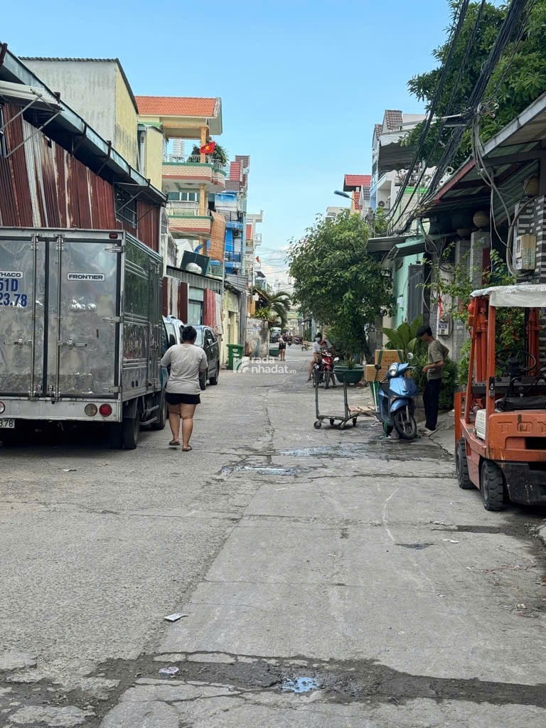 NHà Mới,4 Tầng,HXH Đường Kinh Dương Vương,Khu Tên Lửa (4m x 27m) 8,4 Tỉ TL