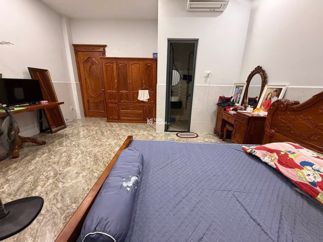 BÁN NHÀ FULL NỘI THẤT GỖ CHỈ 2TỶ850TR Ở NGUYỄN VĂN QUÁ, Q12. SỔ SẴN