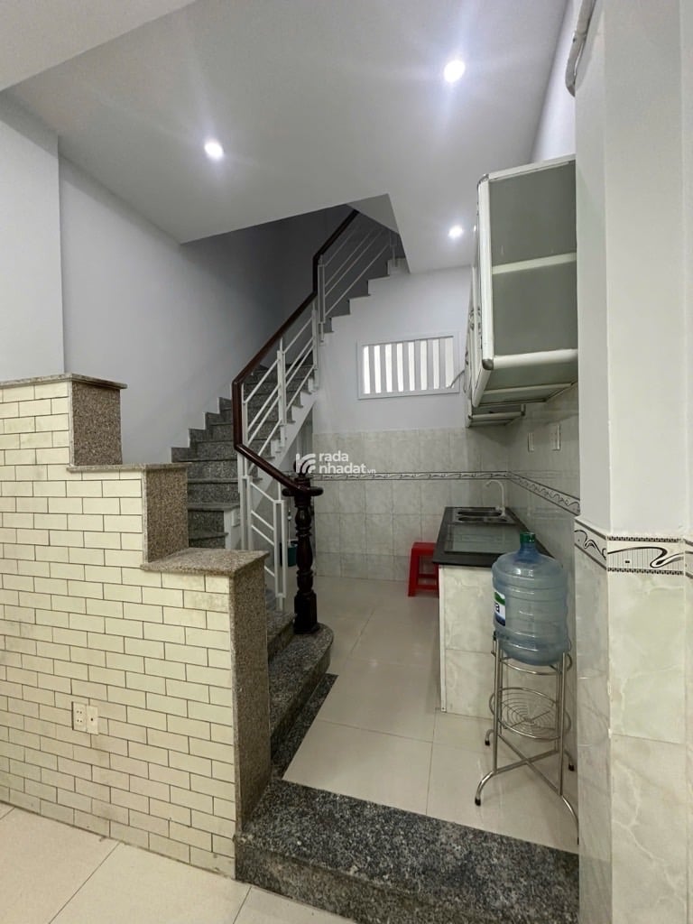 Bán nhà hẻm xe hơi kinh doanh đường Tám Danh P4 Q8 - DT sàn 120m2 3pn vào ở ngay - chỉ 5.9 tỷ