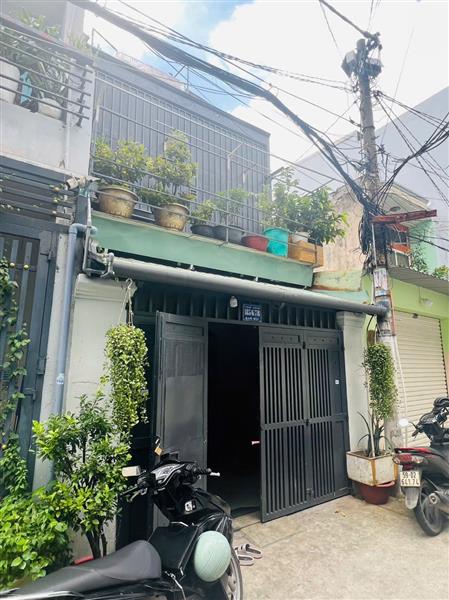 NHÀ Ở NGAY GÒ DẦU,TÂN QUÝ,TÂN PHÚ. HẺM 6M XE HƠI VÀO NHÀ, 4M X 13.6M,2 TẦNG,SỔ NỞ HẬU,KHÔNG LG