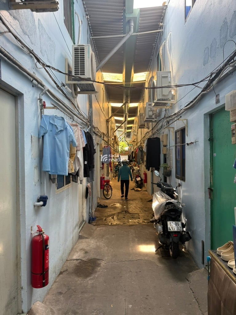 BÁN NHÀ 15 CĂN 232M2 14 TỶ THU 50 TRIỆU HƠN GIÁ ĐỀN BÙ PHƯỜNG 1 QUẬN 8
