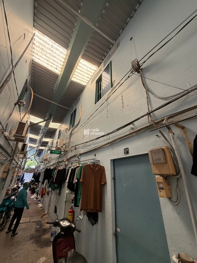 BÁN NHÀ 15 CĂN 232M2 14 TỶ THU 50 TRIỆU HƠN GIÁ ĐỀN BÙ PHƯỜNG 1 QUẬN 8
